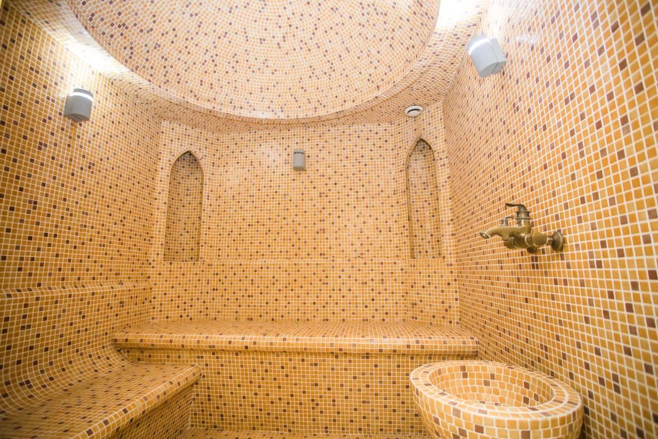 Hotel Grand Capital Tashkent Luaran gambar