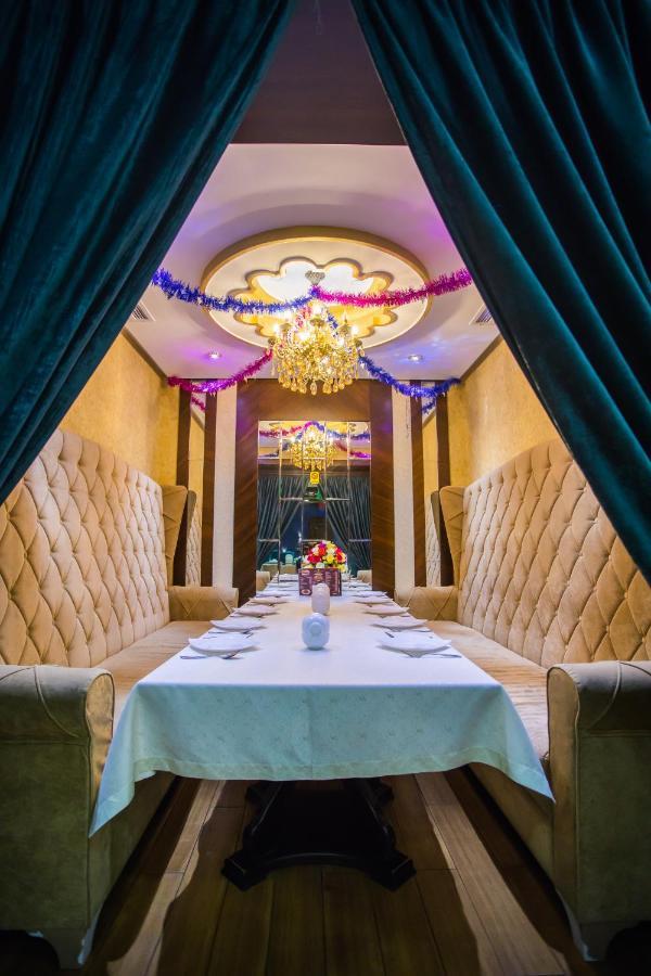 Hotel Grand Capital Tashkent Luaran gambar