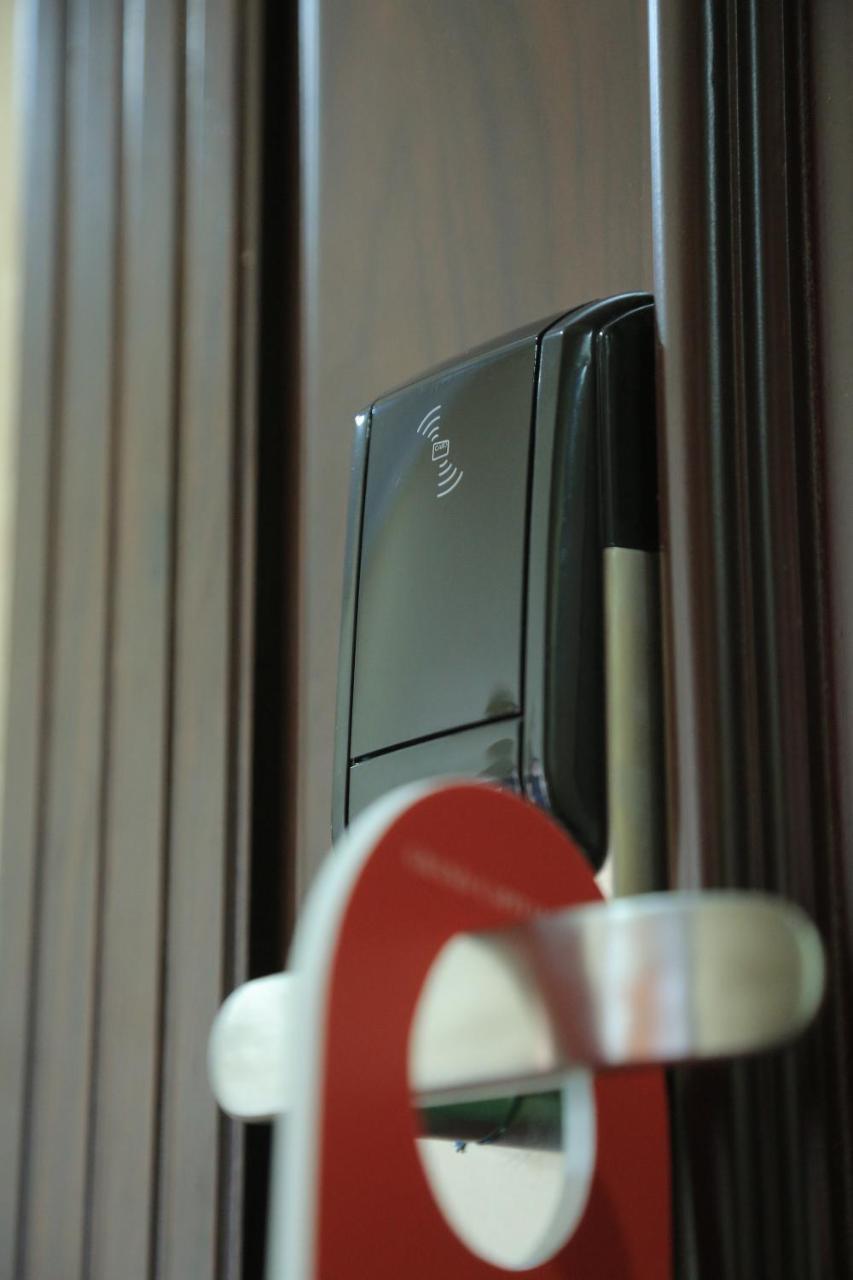 Hotel Grand Capital Tashkent Luaran gambar