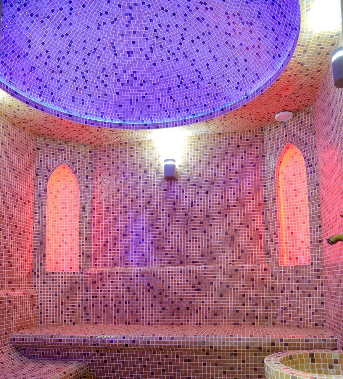 Hotel Grand Capital Tashkent Luaran gambar