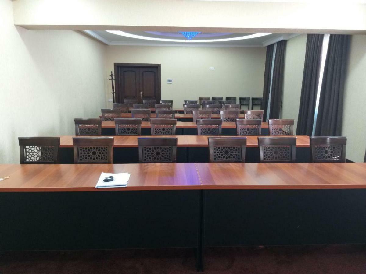 Hotel Grand Capital Tashkent Luaran gambar