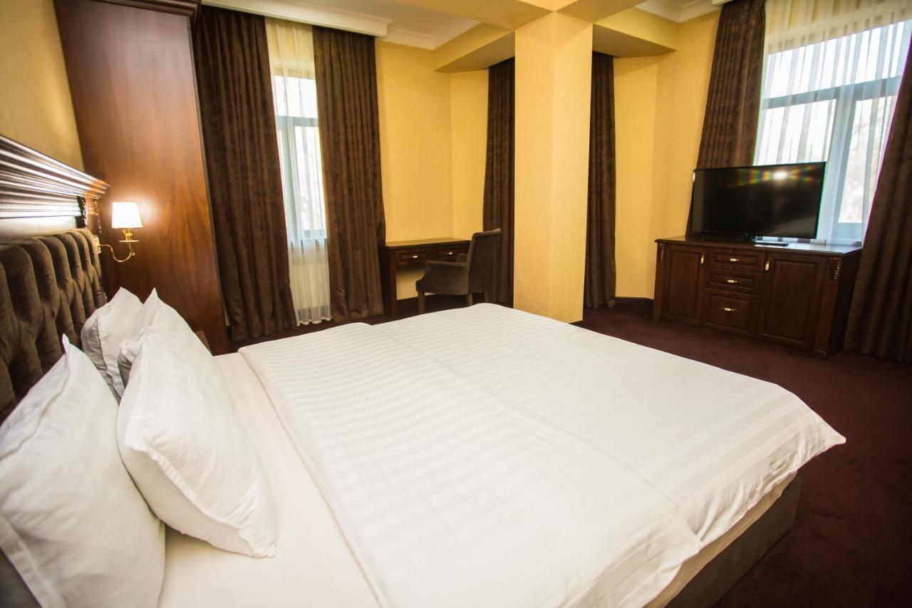Hotel Grand Capital Tashkent Luaran gambar